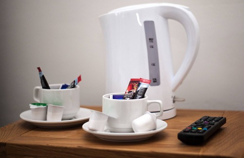 Ayr Apartment | Maze Serviced Apartment is located in Ayr. Hosting a bar and snack bar