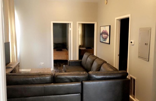 Bridgeport Apartment | Mccomick Place/China town getaway