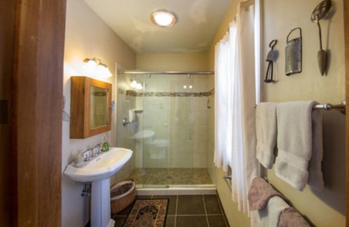 Green Lake Bed & Breakfast | McConnell Inn