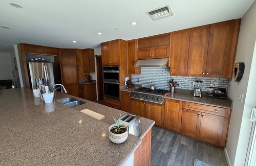 South Scottsdale House | McCormick Ranch House w/Private Resort Pool, BBQ, Patio Heater, Utilities incl.