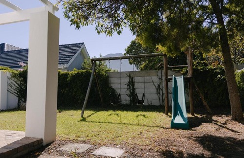 Somerset West House | McLeod's & Stuart's Cottage