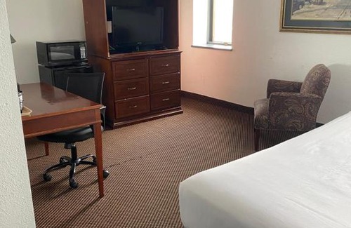 Wheeling Hotel | McLure Hotel