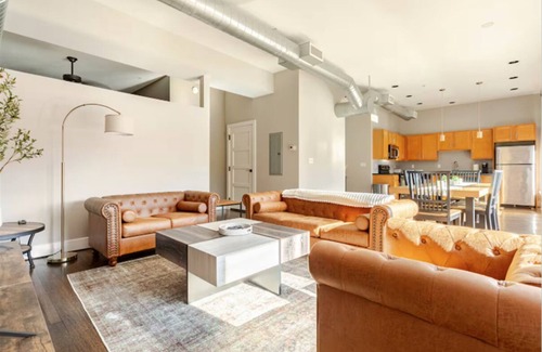 Market East District Apartment | McOuat Place 4A - Luxury 1 Bed Downtown Indy Apartment Prime Location