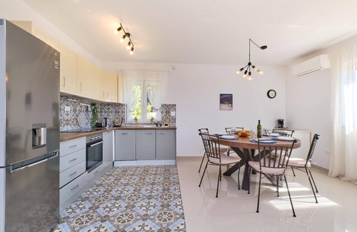 Miholascica House | Mea Cres Sea Villa