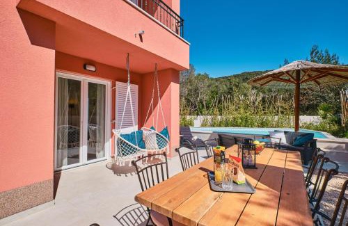 Miholascica Villa | MEACres Sun