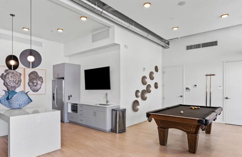 Rio Grande Apartment | Meadow at Paperbox in Salt Lake City