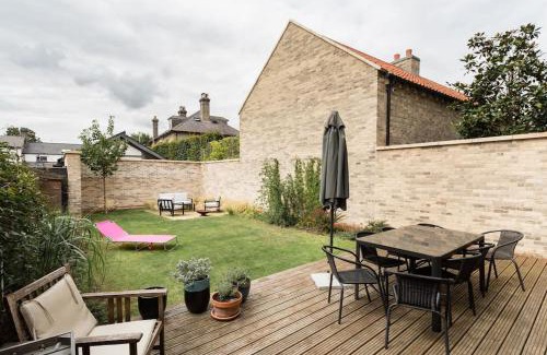 Trumpington House | Meadow Cottage