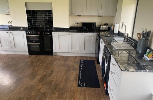 New Forest District House | Meadow Cottage, Luxury Eco House, on River Island, sleeping 8