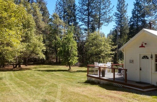Apple Hill Cabin | Meadow Creek Cabin - Camino, CA