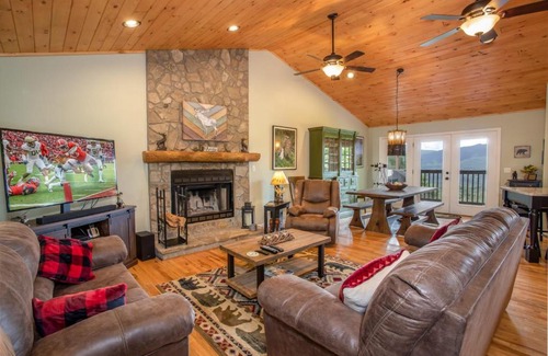 Banner Elk House | Meadow View