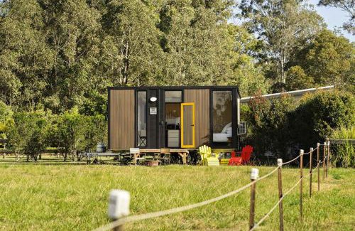 Tuchekoi House | Meadows Edge by Tiny Away