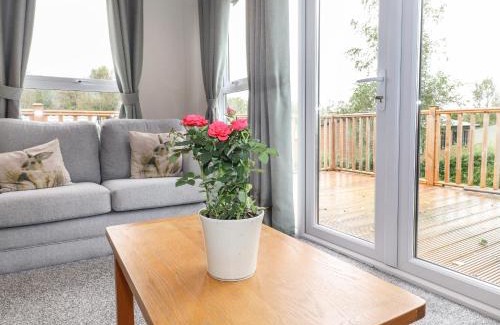 Carnforth House | Meadowsweet Lodge