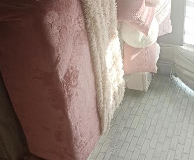 Sofia City Center Apartment | Мечта в цветове-апартамент в центъра на София