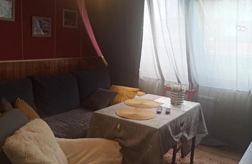 Sofia City Center Apartment | Мечта в цветове-апартамент в центъра на София