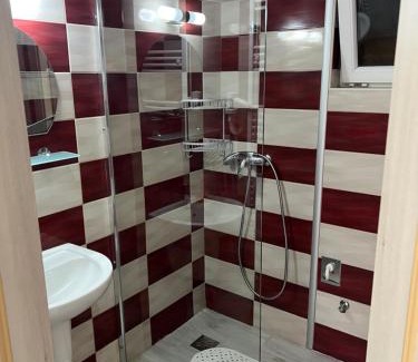 Szantod Apartment | Mediterán Fedett Medencés Apartmanház