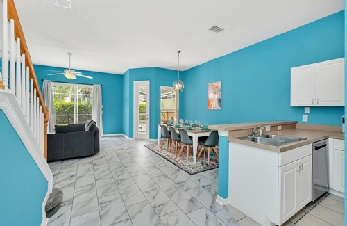 Lake Davenport Estates House | Mediterranean-style villa w/pool 25-min to Disney