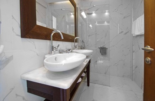 Katerini Hotel | Mediterranean Village Hotel & Spa