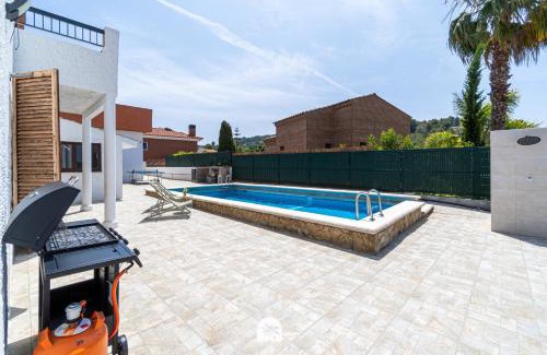 Tamarit Apartment | Mediterranean Way - La Mora B-C