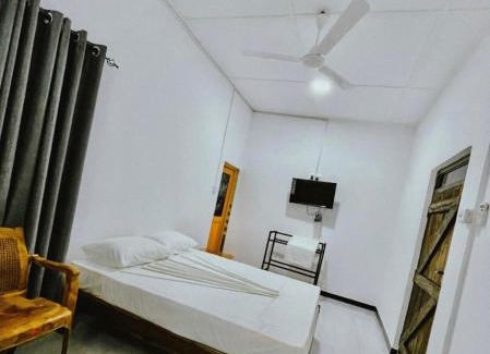 Minneriya Hotel | Meegas Sewana Resort