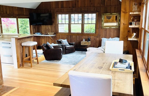 North Falmouth House | Megansett Beach Cottage