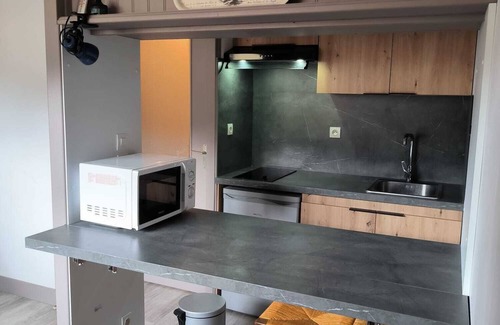 Megeve Apartment | Megeve. Very nice little studio in residence ideal for winter and summer.