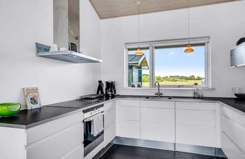 Grønhøj House | "Meino" - 1.4km from the sea by Interhome