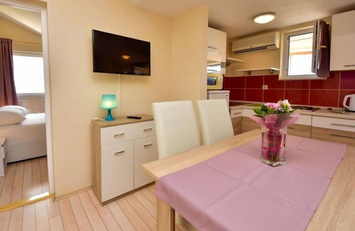 Dinjiska Apartment | Melandura by Interhome