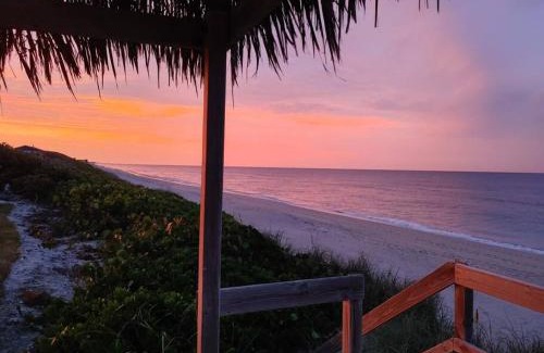 Melbourne Beach House | Melbourne Beach Ocean Front house on 1.2 acres