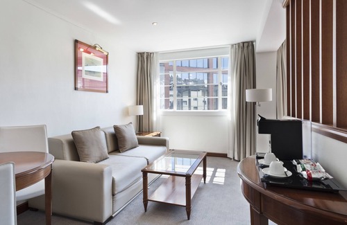 Euston Hotel | Melia White House Apartments
