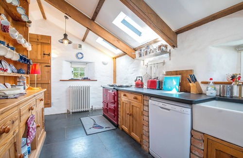 Abereiddy Cottage | Melin Abereiddy, Holiday Cottage Abereiddy , Sleeps 5, 3 bedrooms, bathrooms