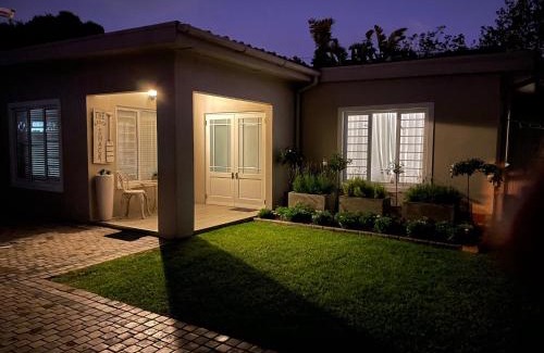 Melkbosstrand Hotel | Melkbos Holiday Accommodation