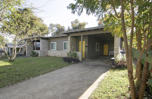 Zilker House | Mellow Yellow