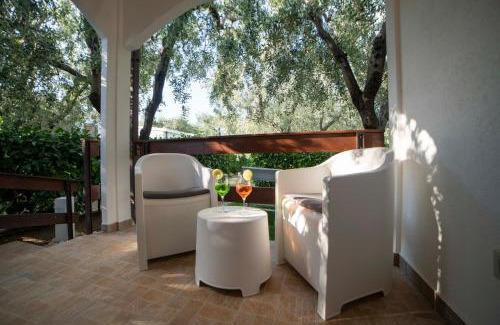Mattinata House | melograno Holiday Home with Swimming Pool and Private Beach
