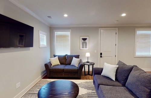 Melrose Apartment | Melrose Flats ☆ Minutes from 12th South & Broadway Unit 301