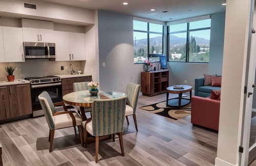 Melrose Apartment | Melrose Rooftop Boutique Residences