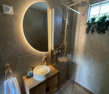 Carrieres-sur-Seine House | Memories Loft and Spa - Paris