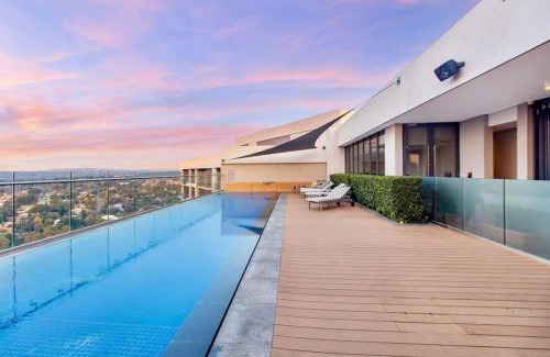 Menlyn Apartment | Menlyn Maine Luxury Apartment