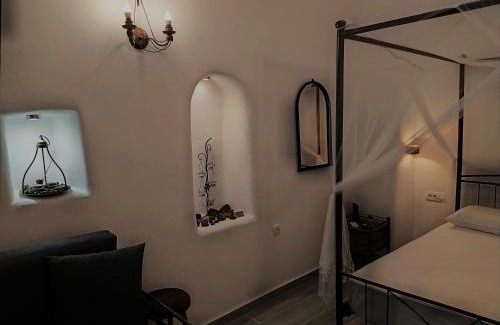 Emporio Apartment | Mentoras' Complex