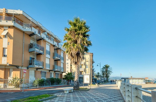 Albenga Apartment | Mer Vivante - Front Beach, Albenga, Italy