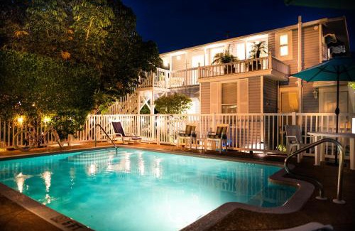 Downtown Dunedin Bed & Breakfast | Meranova Guest Inn