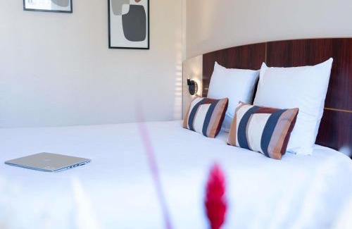 Besancon Hotel | Mercure Besancon Parc Micaud - Hotel & Bar