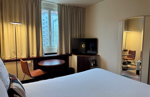 Besancon Hotel | Mercure Besancon Parc Micaud