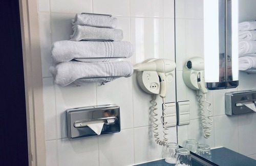 Besancon Hotel | Mercure Besancon Parc Micaud