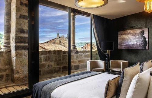 Figeac Hotel | Mercure Figeac Viguier du Roy