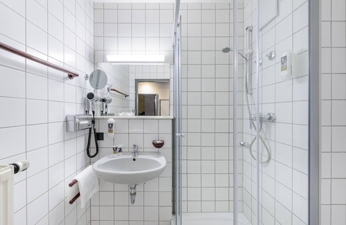 Stuttgart Hotel | Mercure Hotel Stuttgart Zuffenhausen