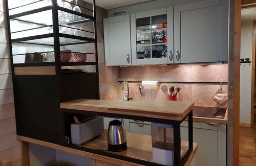 Meribel-Mottaret Apartment | Méribel apartment at the foot of the slopes with balcony, ski locker, and WIFI