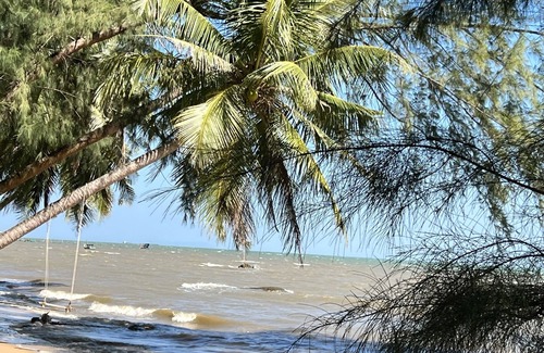 Ham Ninh Cottage | Mermaid Guesthouse-Private beach-Resort Access