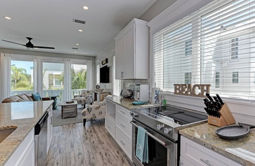Bradenton Beach House | Mermaid's Landing managed by Beach Retreats FL Anna Maria Island
