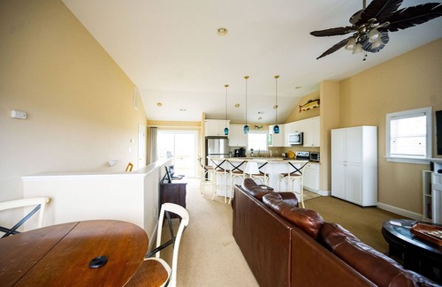 Kill Devil Hills House | Mermaid Way - beach 5 min walk, pool w/heater, hot tub, game room, pet friendly