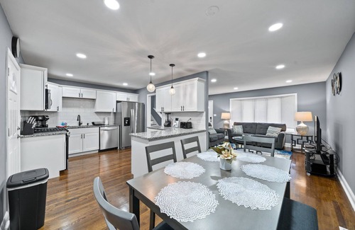 Merrillville House | Merrillville Rental Home